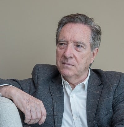 “Los hechos son sagrados, las opiniones son libres, y el periodismo decente tiene que partir de hechos aunque las interpretaciones sean diferentes”