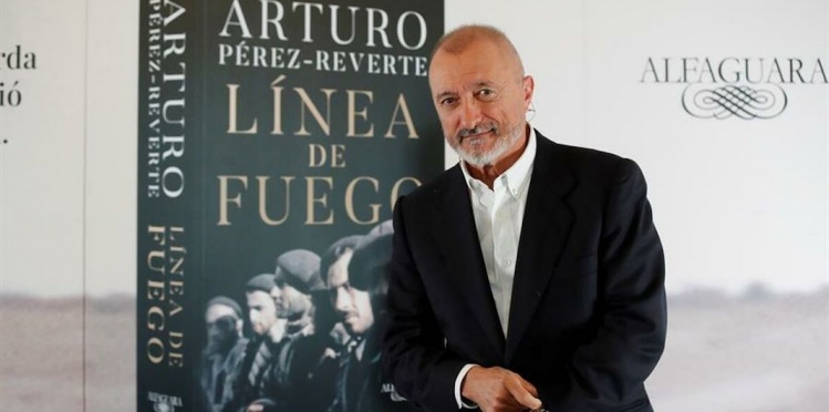 Pérez-Reverte lanza su nueva bomba literaria