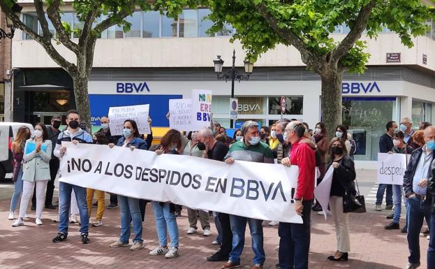 BBVA confiesa ante inversores privados que ejecutará nuevos recortes próximamente